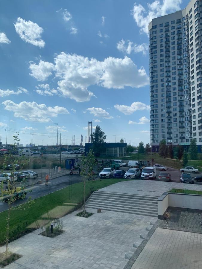 קייב New 3 Rooms Apartment Near The Metro Station מראה חיצוני תמונה