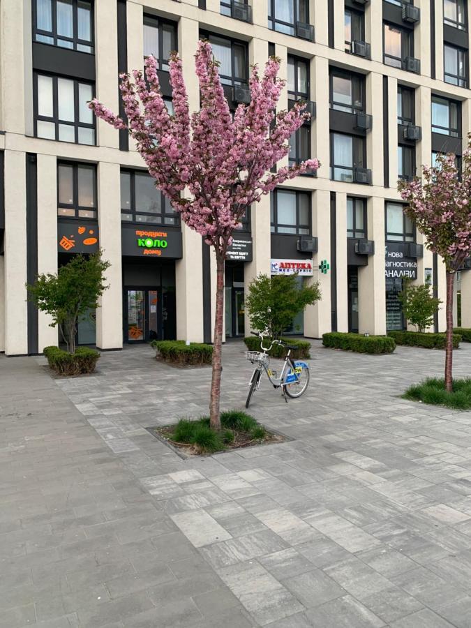 קייב New 3 Rooms Apartment Near The Metro Station מראה חיצוני תמונה